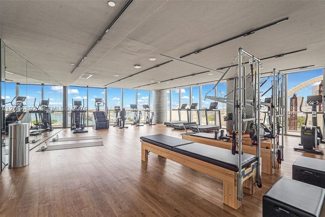 1400 Biscayne Blvd 3705, Miami, FL 33132