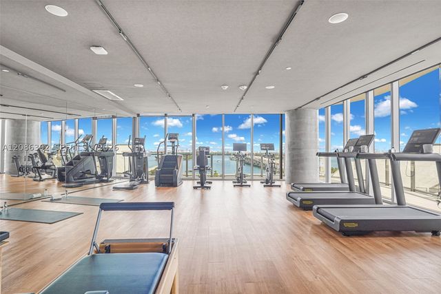 1400 Biscayne Blvd 3705, Miami, FL 33132