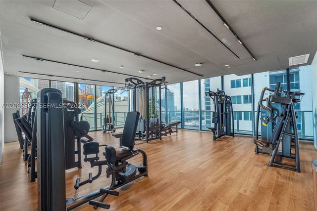 1400 Biscayne Blvd 3705, Miami, FL 33132