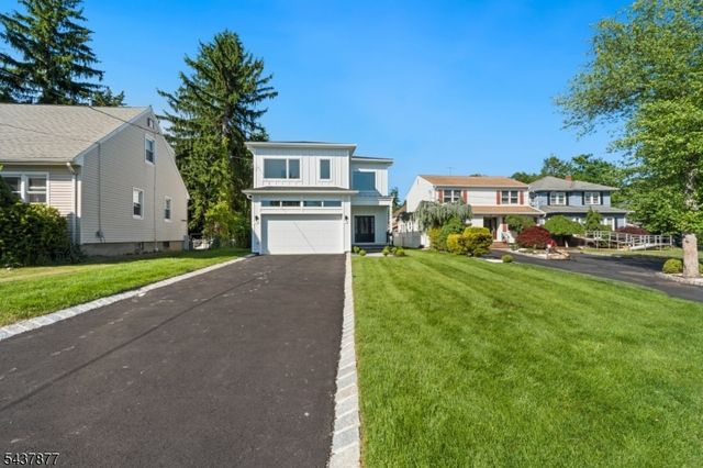 13 Harding Pl, Livingston Twp., NJ 07039