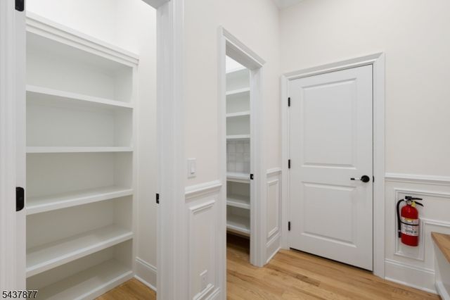 13 Harding Pl, Livingston Twp., NJ 07039