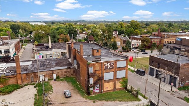 5217 Broadway Avenue, Cleveland, OH 44127