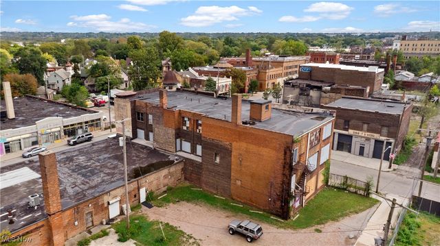 5217 Broadway Avenue, Cleveland, OH 44127