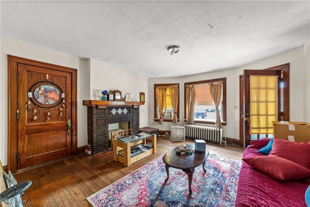 5217 Broadway Avenue, Cleveland, OH 44127