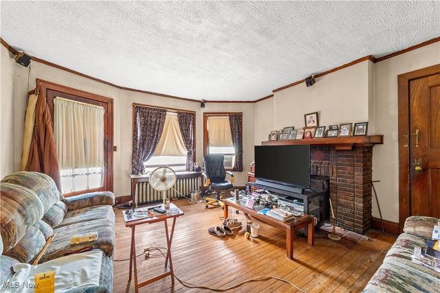 5217 Broadway Avenue, Cleveland, OH 44127