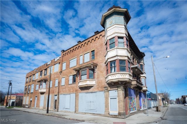 5217 Broadway Avenue, Cleveland, OH 44127