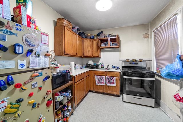 5217 Broadway Avenue, Cleveland, OH 44127