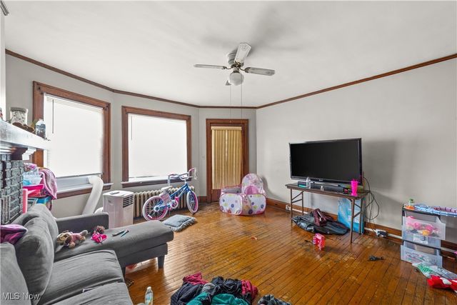 5217 Broadway Avenue, Cleveland, OH 44127