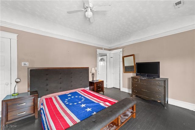 5217 Broadway Avenue, Cleveland, OH 44127