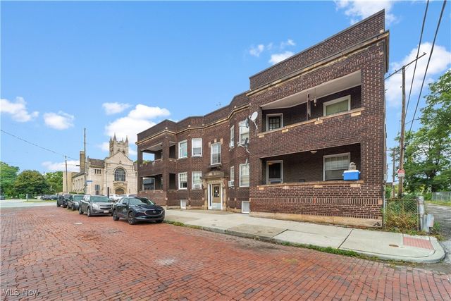 5217 Broadway Avenue, Cleveland, OH 44127