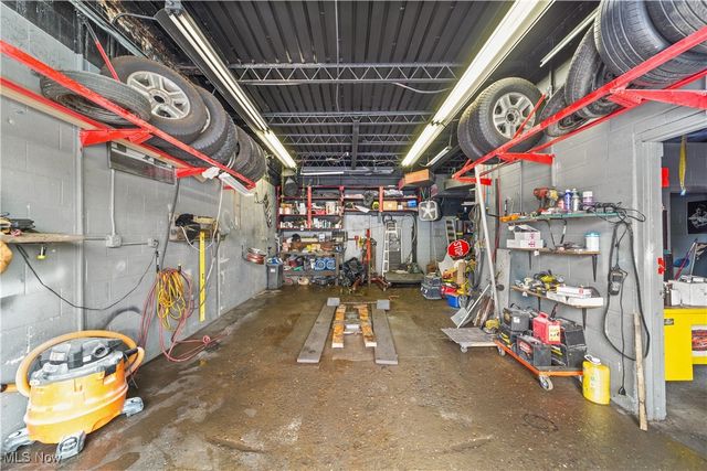 5217 Broadway Avenue, Cleveland, OH 44127