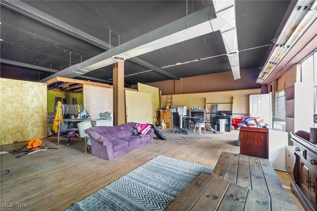 5217 Broadway Avenue, Cleveland, OH 44127