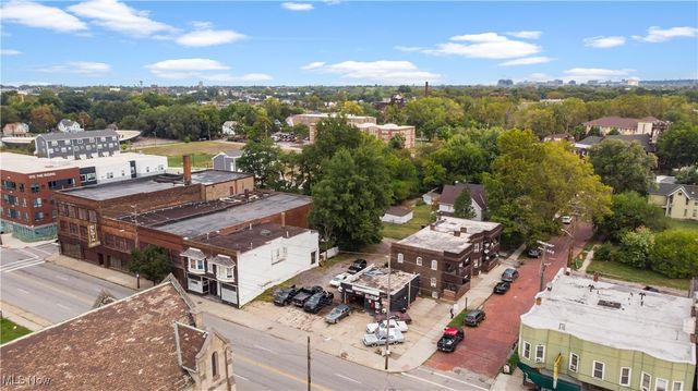 5217 Broadway Avenue, Cleveland, OH 44127