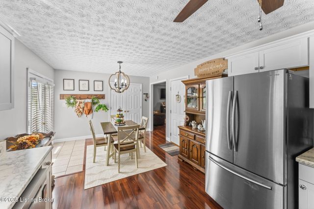 60 Gateway Ct, Smiths Grove, KY 42171