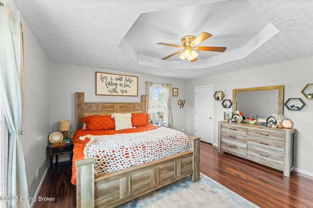 60 Gateway Ct, Smiths Grove, KY 42171