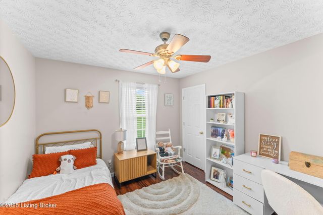 60 Gateway Ct, Smiths Grove, KY 42171