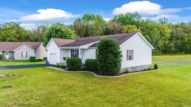 60 Gateway Ct, Smiths Grove, KY 42171