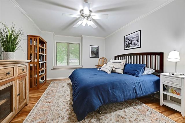12313 Pembroke Lane, Leawood, KS 66209