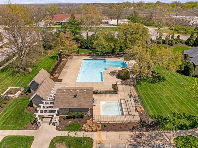 12313 Pembroke Lane, Leawood, KS 66209
