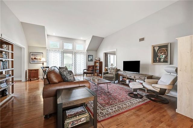12313 Pembroke Lane, Leawood, KS 66209