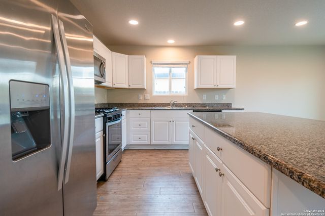 10519 Legacy Cove, San Antonio, TX 78240