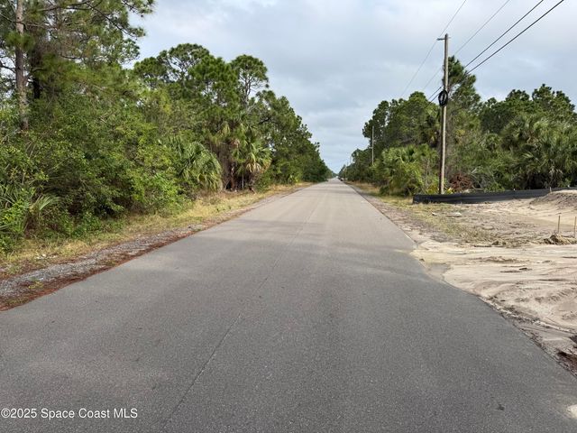 3395 SW Fitzpatrick Avenue SW, Palm Bay, FL 32908