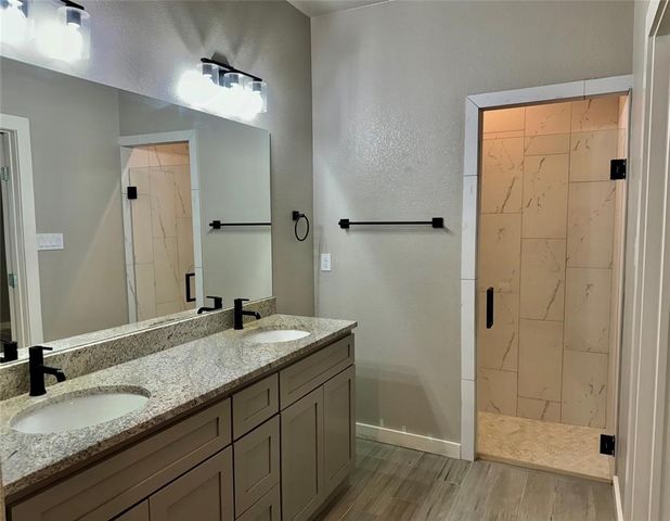 819 Arkansas River Drive, Granbury, TX 76048