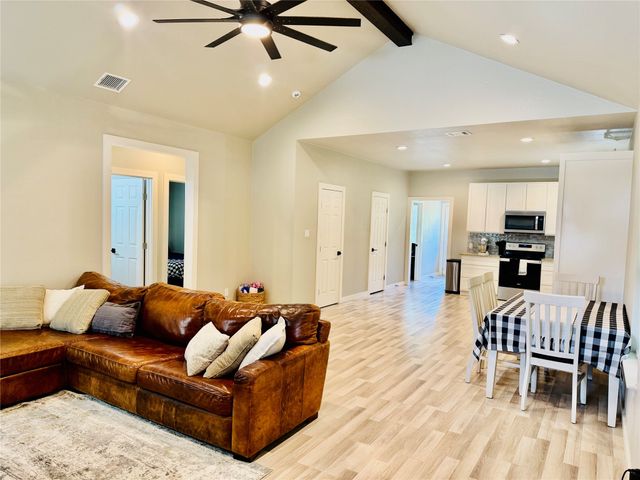 819 Arkansas River Drive, Granbury, TX 76048