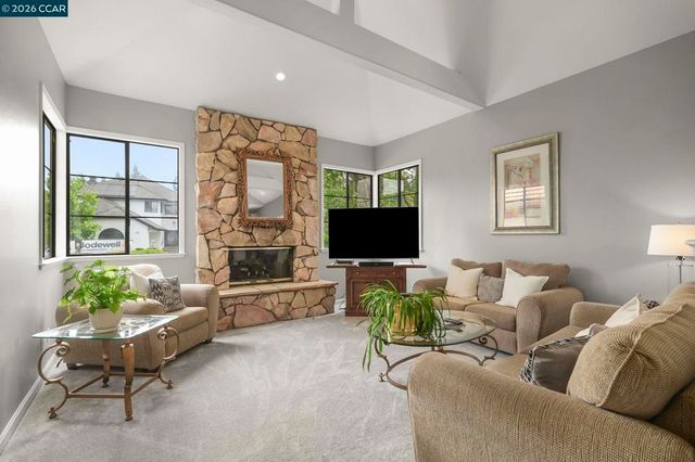715 Blue Spruce Dr, Danville, CA 94506