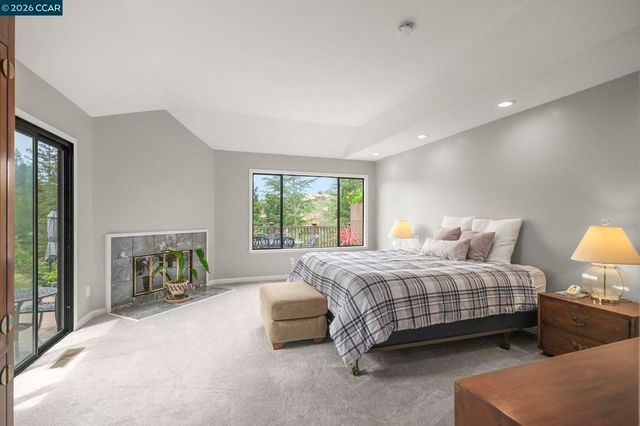 715 Blue Spruce Dr, Danville, CA 94506