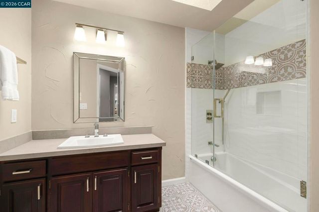 715 Blue Spruce Dr, Danville, CA 94506