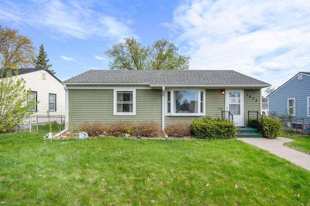 1675 Iowa Avenue E, Saint Paul, MN 55106
