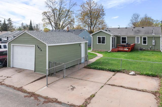 1675 Iowa Avenue E, Saint Paul, MN 55106