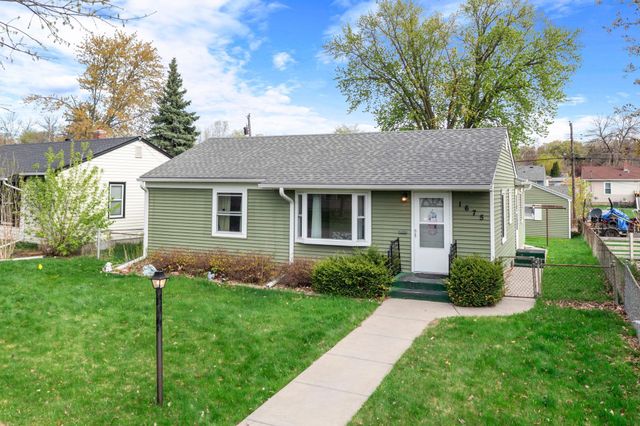 1675 Iowa Avenue E, Saint Paul, MN 55106