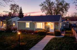 1675 Iowa Avenue E, Saint Paul, MN 55106