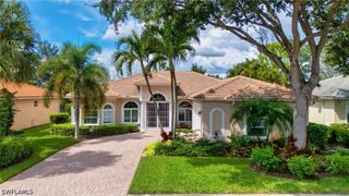 3657 Recreation LN, Naples, FL 34116