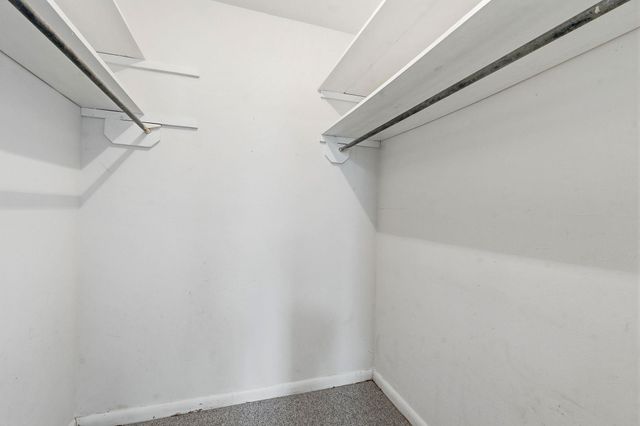 811 Nixon ST, Lockhart, TX 78644