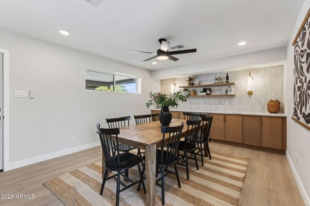 6807 E PORTLAND Street, Scottsdale, AZ 85257