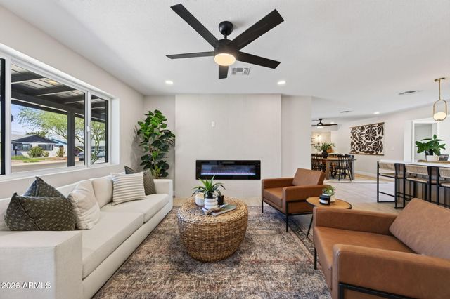 6807 E PORTLAND Street, Scottsdale, AZ 85257
