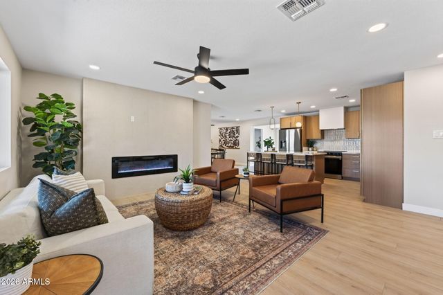 6807 E PORTLAND Street, Scottsdale, AZ 85257