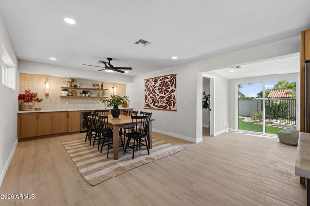 6807 E PORTLAND Street, Scottsdale, AZ 85257