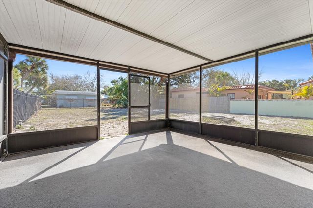 401 NASSAU STREET S, Venice, FL 34285