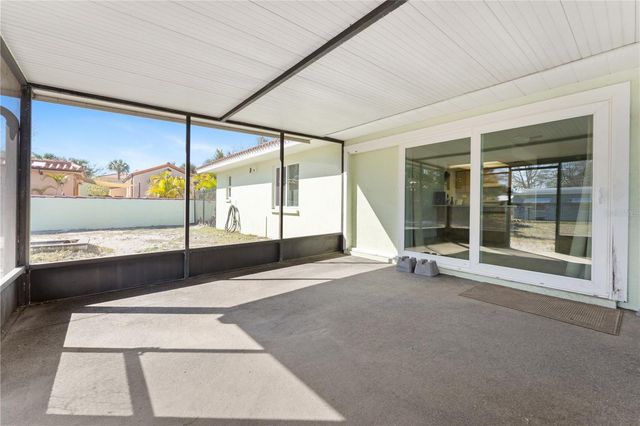 401 NASSAU STREET S, Venice, FL 34285