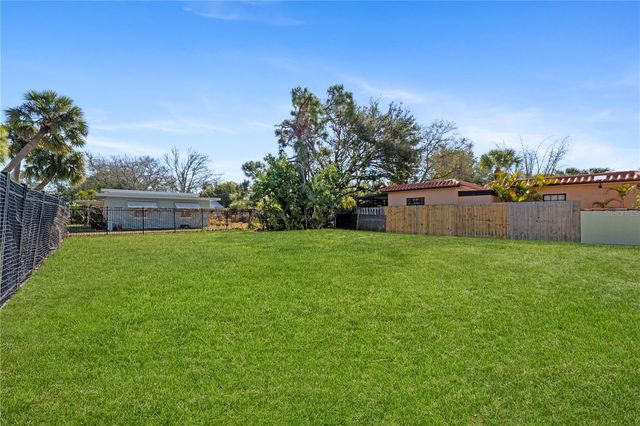 401 NASSAU STREET S, Venice, FL 34285