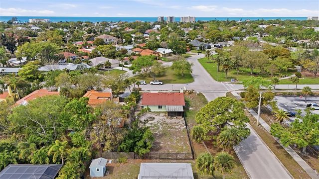 401 NASSAU STREET S, Venice, FL 34285