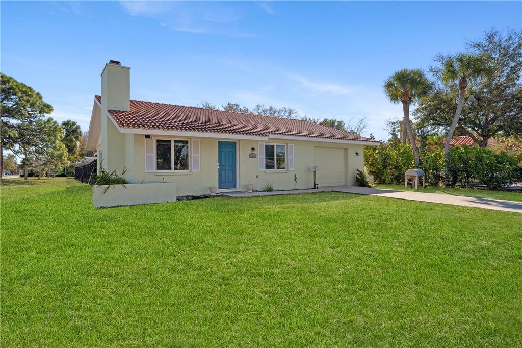 401 NASSAU STREET S, Venice, FL 34285