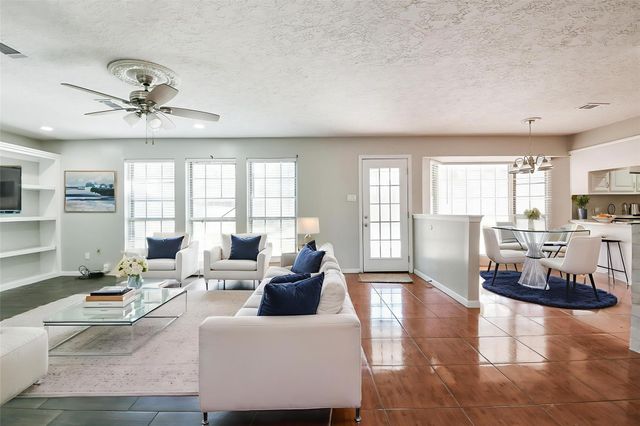 1007 Maranon Lane, Houston, TX 77090