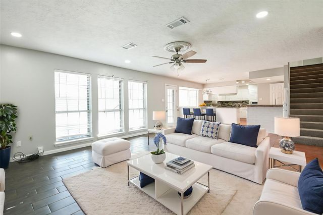 1007 Maranon Lane, Houston, TX 77090