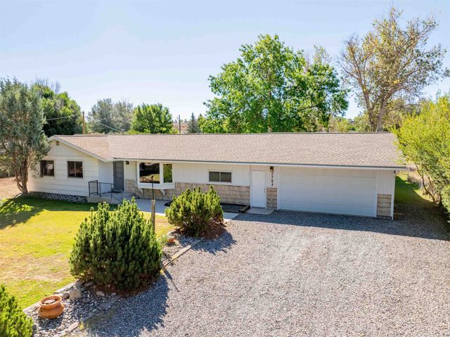2704 Cowgill Rd, Cody, WY 82414 property photo