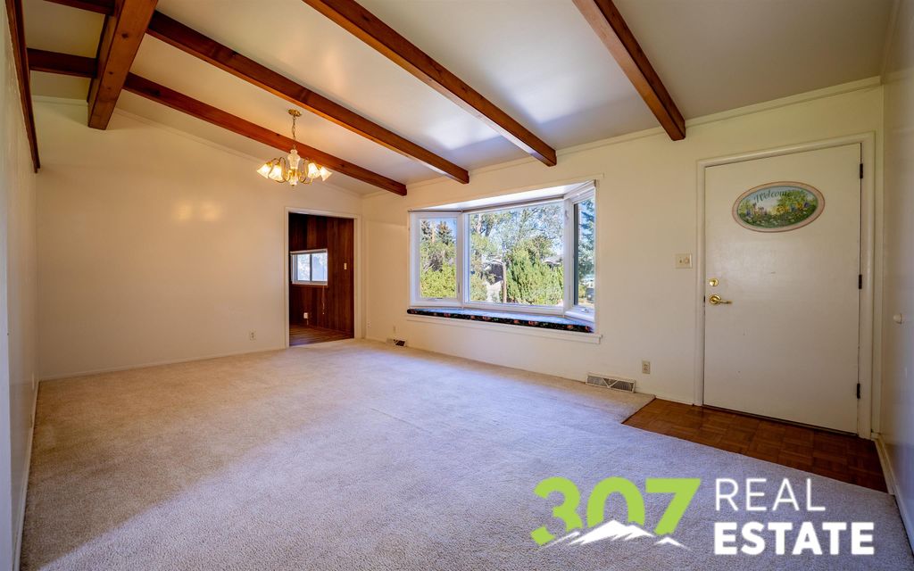 2704 Cowgill Rd, Cody, WY 82414 photo 3